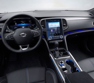 르노코리아_SM6_2025년형_color_int_블랙알칸타라 블루스티치 인조가죽시트.jpg